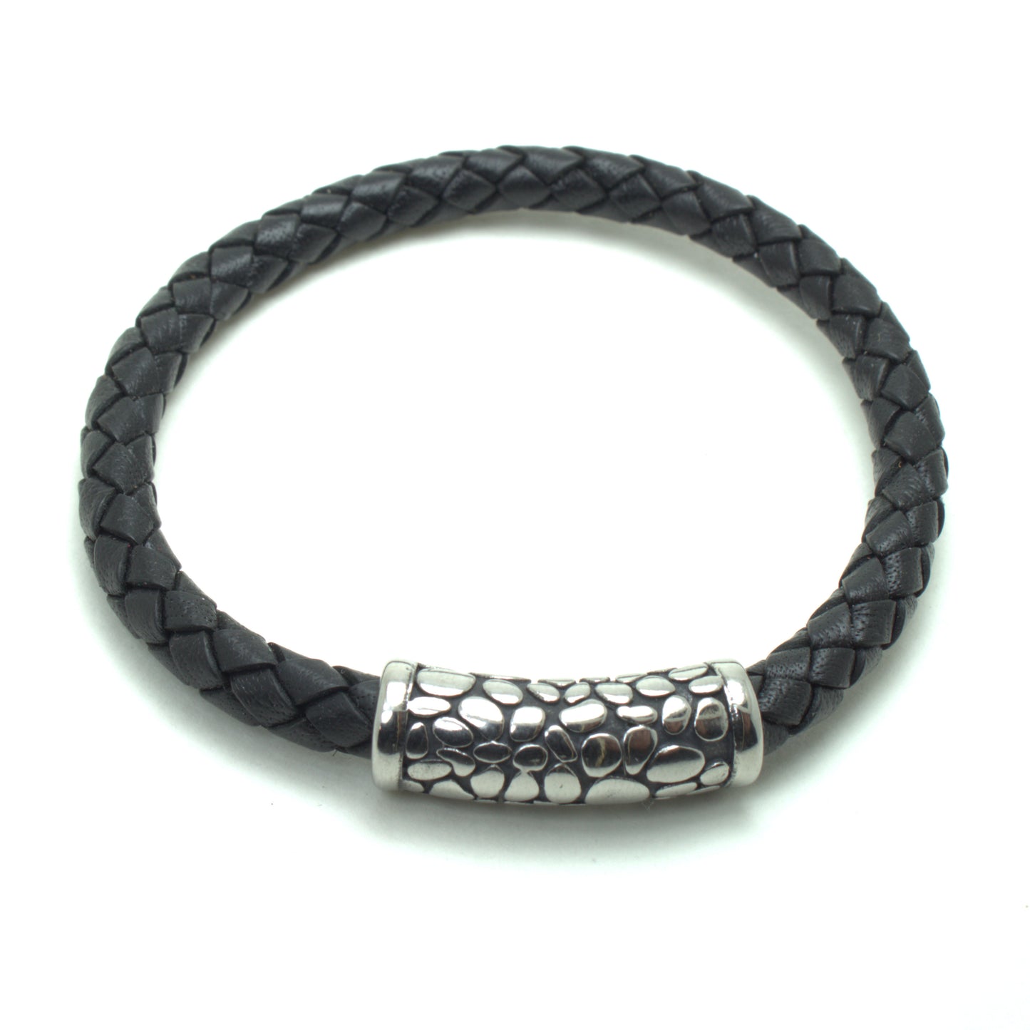 Black Braided Round Genuine Leather Bracelet Textured Clasp