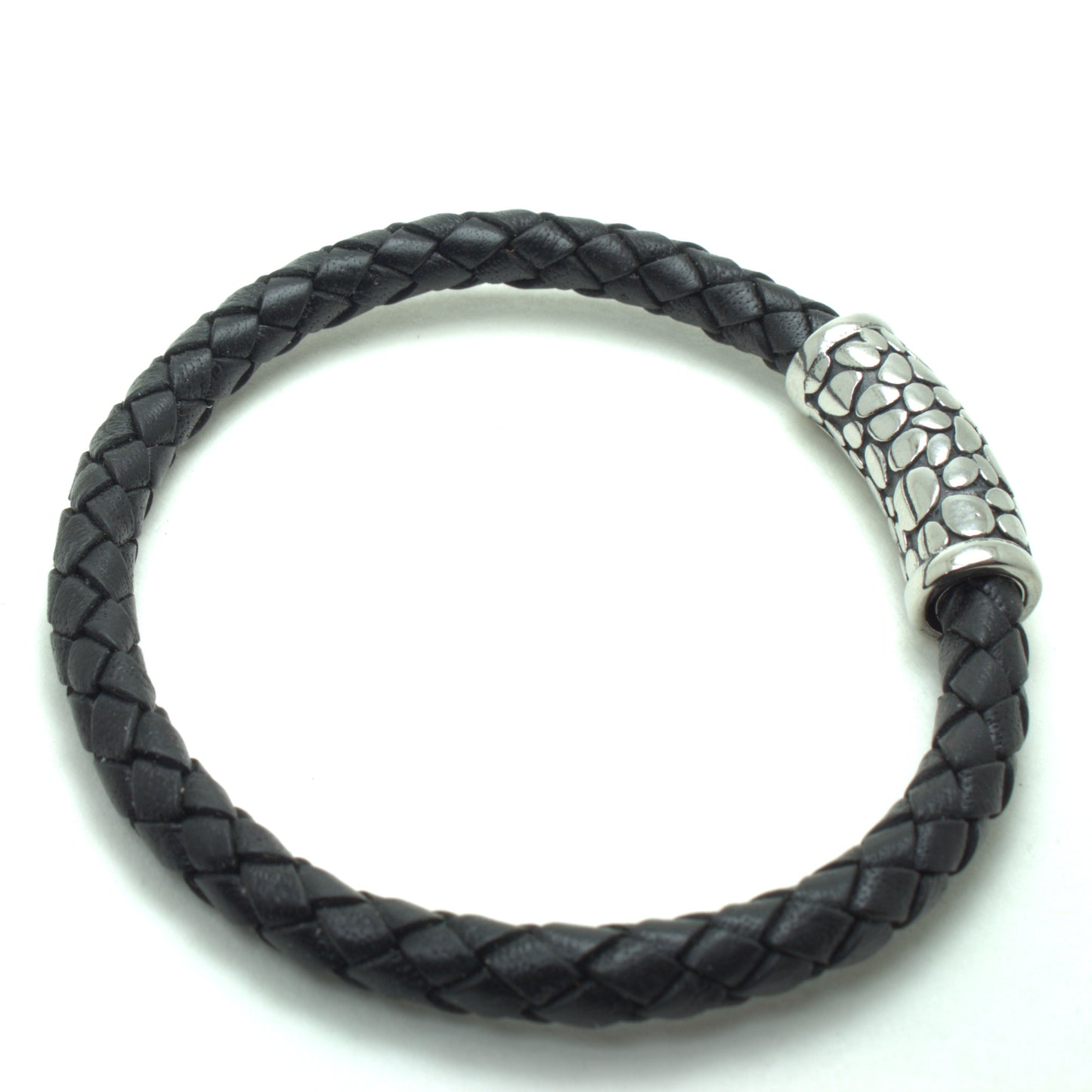 Black Braided Round Genuine Leather Bracelet Textured Clasp