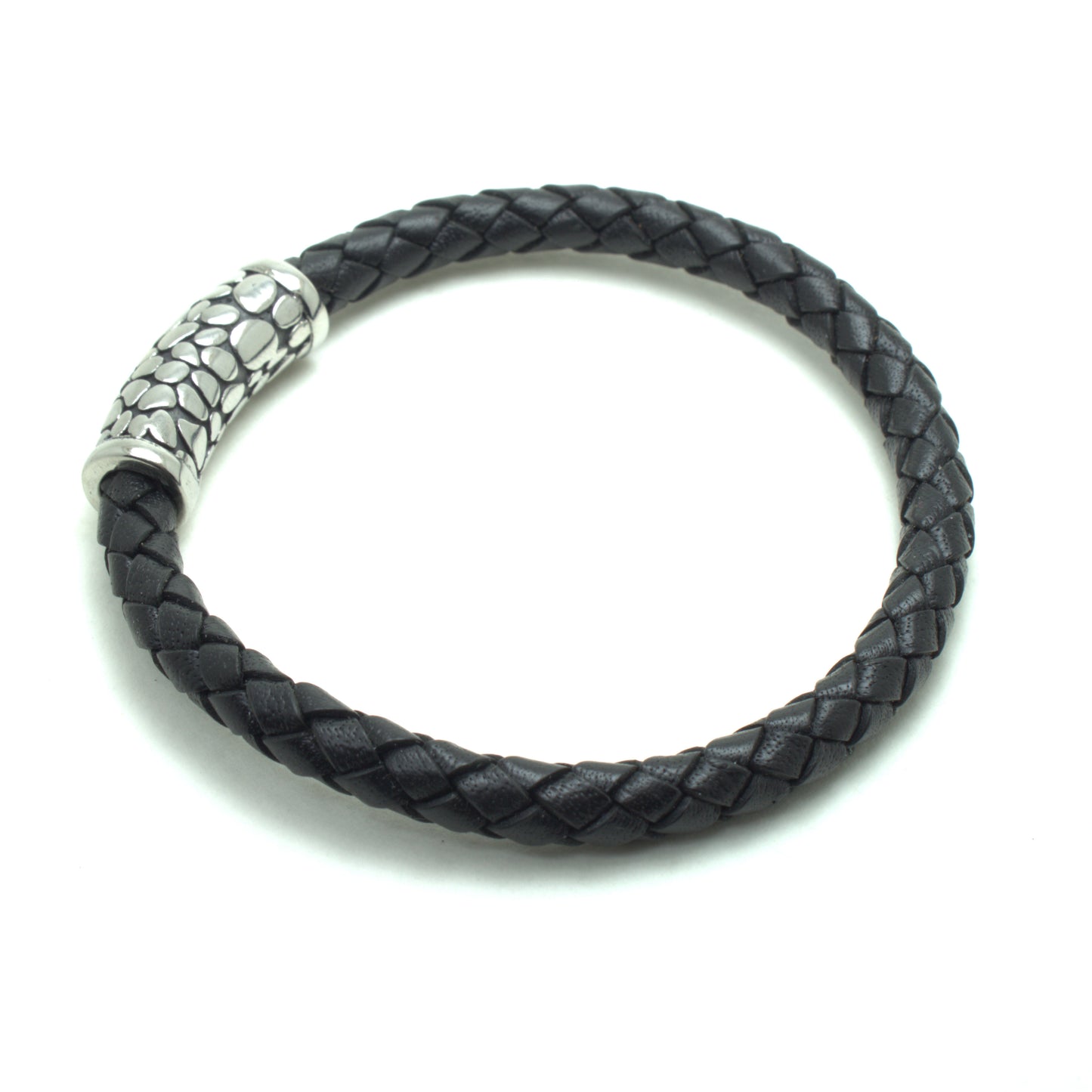 Black Braided Round Genuine Leather Bracelet Textured Clasp