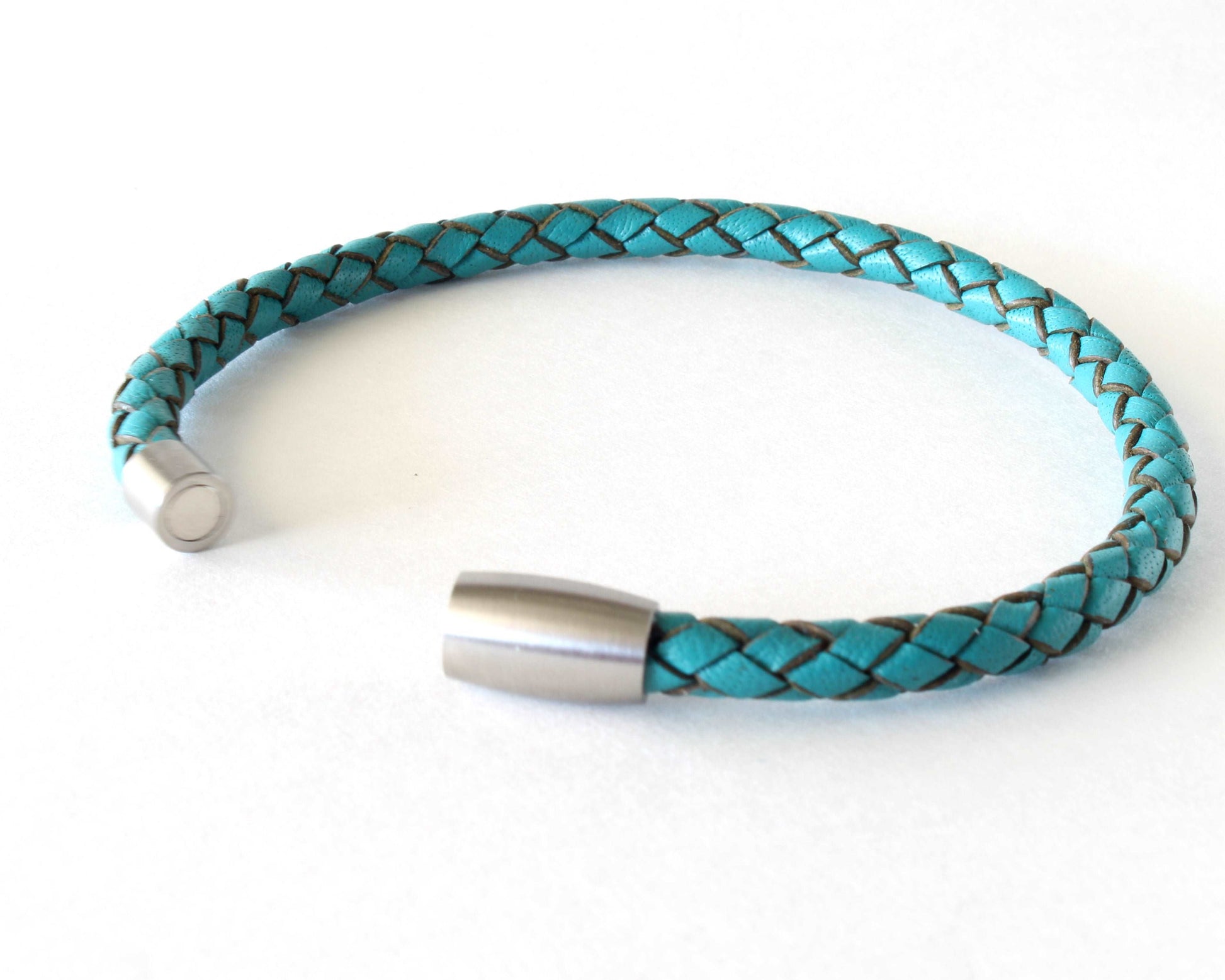 Turquoise Braided Round Genuine Leather Bracelet